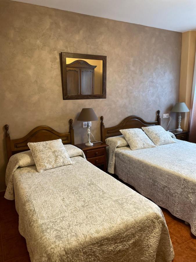 Turisme Rural Ca L,Anguila Konuk evi Peratallada Dış mekan fotoğraf